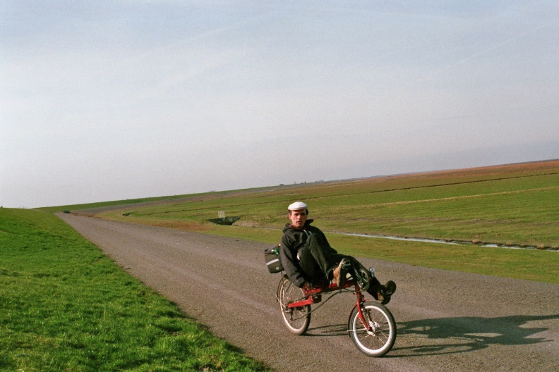 Buitendijks ligfietsen langs Groningse kwelders