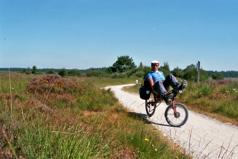 Op de ligfiets door het Fochtelooërveen