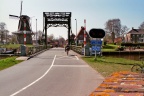 Garnwerd: entree met brug en molen