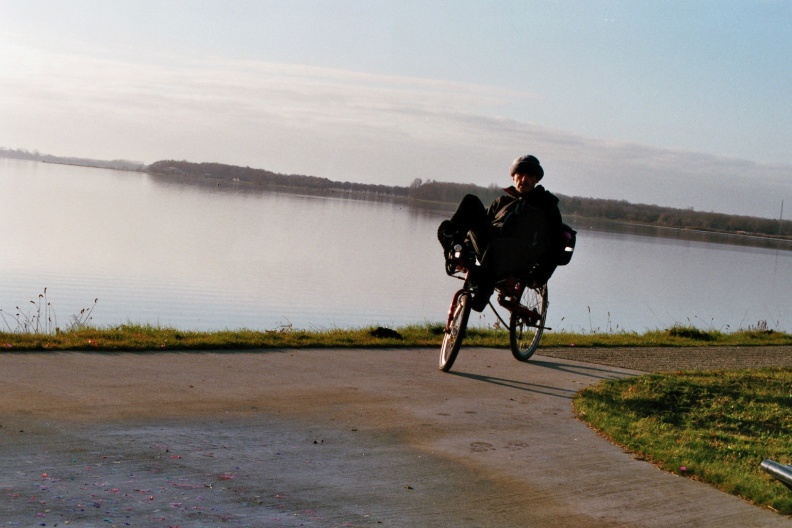 Op de ligfiets langs het Oldambtmeer