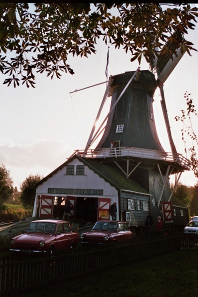 Daf 33 en Daf 46 bij de Houtzaagmolen Fram