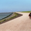 Met de ligfiets op de Caspar de Roblesdijk