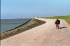 Met de ligfiets op de Caspar de Roblesdijk