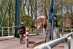 Op de brug bij de halte Damsterdiep