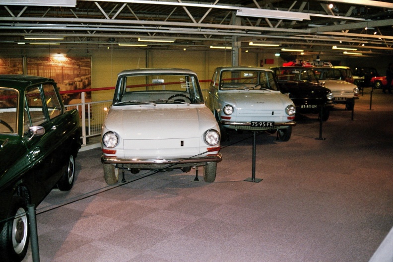 Camera: Canon Eos 3000
Film: Fujifilm Superia 200 ISO flickr-m66roepers-22170726570.jpg