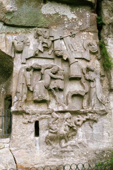 Externsteine: Kreuzabnahmerelief
Externsteine Mediaeval relief Descent from the Cross
Camera: Canon Eos 3000
Film: Fujifilm Superia X-tra 400 ISO
flickr-37246942191.jpg