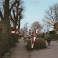 Roodeschool: straat in het teken van het spoor