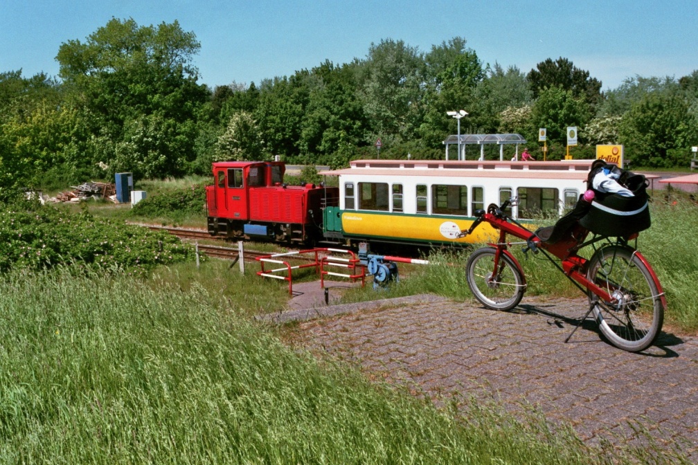 Ligfiets en Borkumer Kleinbahn