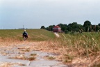 Uitzicht vanaf de dijk op Pogum en het gemaal