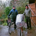 Ligfietsers in de regen