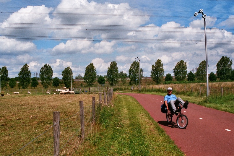 Over de snelfietsroute RijnWaalpad